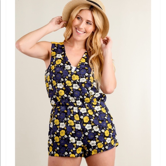 Peach Love California Pants - ⬇️$12⬇️ Peach love California-Summer floral romper